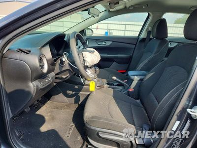 Zdjęcie 7 z 12 samochodu: 2021 KIA FORTE FE VIN:3KPF24ADXME328150 - miniatura