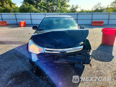 Piąte zdjęcie samochodu w środku: 2010 FORD FOCUS SE VIN:1FAHP3FN0AW220407 - miniatura
