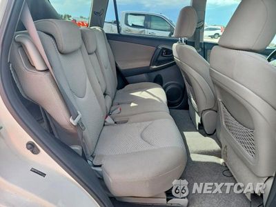 Zdjęcie 11 z 13 samochodu: 2011 TOYOTA RAV4 BASE VIN:JTMBF4DV2B5041045 - miniatura