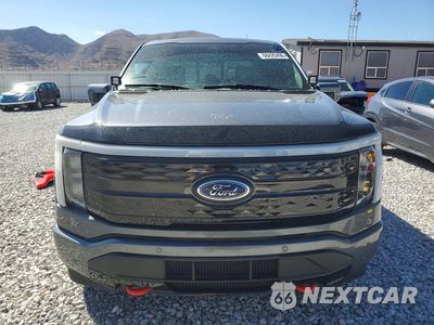 Piąte zdjęcie samochodu w środku: 2023 FORD F150 LIGHTNING PRO VIN:1FT6W1EV7PWG16482 - miniatura