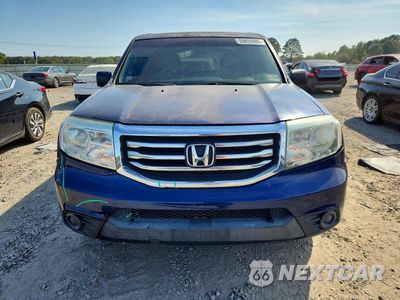 Piąte zdjęcie samochodu w środku: 2013 HONDA PILOT LX VIN:5FNYF4H29DB081702 - miniatura