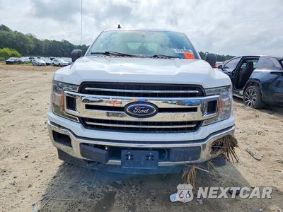 Piąte zdjęcie samochodu w środku: 2019 FORD F150 SUPERCREW VIN:1FTFW1E48KKC25512 - miniatura