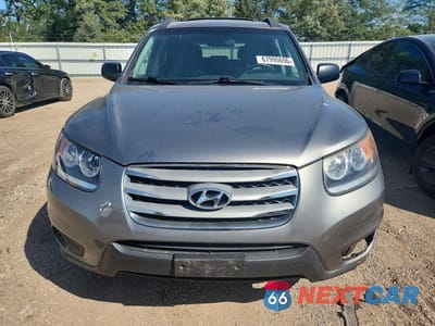 Piąte zdjęcie samochodu w środku: 2012 HYUNDAI SANTA FE GLS VIN:5XYZG4AG8CG147655 - miniatura
