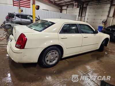 Trzecie zdjęcie samochodu z tyłu: 2005 CHRYSLER 300 TOURING VIN:2C3AA53G45H503481 - miniatura