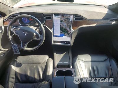 Zdjęcie 8 z 12 samochodu: 2017 TESLA MODEL S VIN:5YJSA1E10HF189761 - miniatura