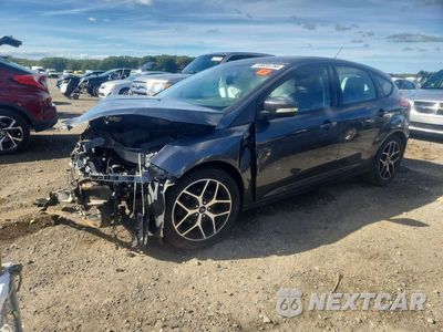 2017 FORD FOCUS SEL 1FADP3M28HL330334 - główne zdjęcie licytacji z USA - miniatura
