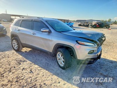 Czwarte zdjęcie samochodu z boku: 2018 JEEP CHEROKEE LATITUDE VIN:1C4PJLCX9JD518074 - miniatura