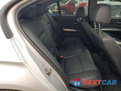 Zdjęcie 10 z 13 samochodu: 2010 BMW 328 XI SULEV VIN:WBAPK5C54AA649466 - miniatura
