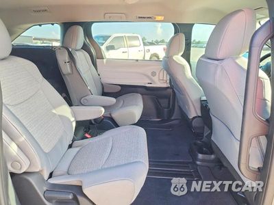 Zdjęcie 11 z 14 samochodu: 2026 TOYOTA SIENNA LE VIN:5TDKRKEC8TS299056 - miniatura