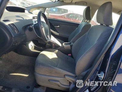 Zdjęcie 7 z 13 samochodu: 2013 TOYOTA PRIUS TWO VIN:JTDKN3DU1D1731237 - miniatura