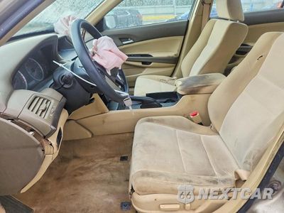 Zdjęcie 7 z 13 samochodu: 2009 HONDA ACCORD LXP VIN:1HGCP26449A008433 - miniatura