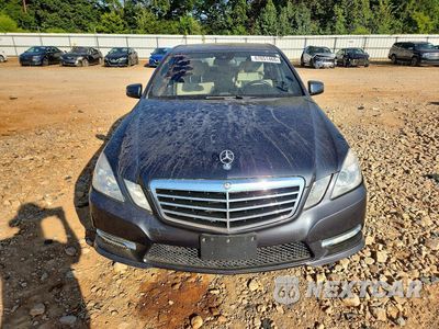 Piąte zdjęcie samochodu w środku: 2013 MERCEDES-BENZ E 350 4MATIC VIN:WDDHF8JB5DA674425 - miniatura