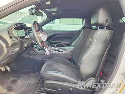 Zdjęcie 7 z 12 samochodu: 2016 DODGE CHALLENGER R/T VIN:2C3CDZBT3GH101234 - miniatura