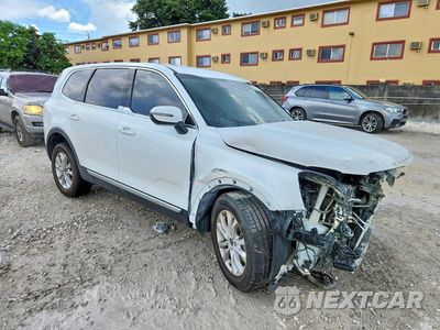 Czwarte zdjęcie samochodu z boku: 2020 KIA TELLURIDE LX VIN:5XYP24HC7LG054649 - miniatura