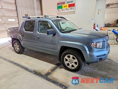 Czwarte zdjęcie samochodu z boku: 2008 HONDA RIDGELINE RTL VIN:2HJYK16588H523369 - miniatura
