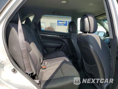 Zdjęcie 11 z 13 samochodu: 2011 KIA SORENTO LX VIN:5XYKT3A16BG173950 - miniatura