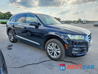 Czwarte zdjęcie samochodu z boku: 2018 AUDI Q7 PREMIUM PLUS VIN:WA1LAAF70JD013761 - miniatura