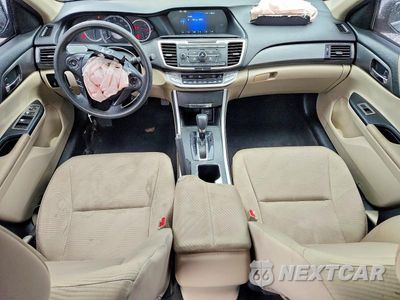 Zdjęcie 8 z 13 samochodu: 2015 HONDA ACCORD LX VIN:1HGCR2F30FA034458 - miniatura