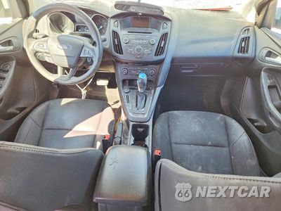 Zdjęcie 8 z 12 samochodu: 2016 FORD FOCUS SE VIN:1FADP3K20GL227488 - miniatura