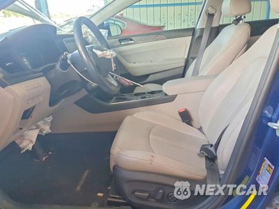 Zdjęcie 7 z 12 samochodu: 2019 HYUNDAI SONATA LIMITED VIN:5NPE34AF2KH820237 - miniatura
