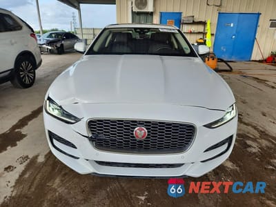 Piąte zdjęcie samochodu w środku: 2020 JAGUAR XE S VIN:SAJAE4FX9LCP62815 - miniatura