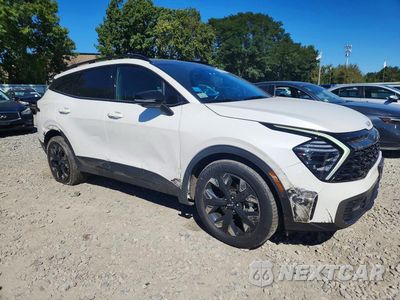 Czwarte zdjęcie samochodu z boku: 2024 KIA SPORTAGE X-LINE PRESTIGE VIN:KNDPZDDH4R7168823 - miniatura