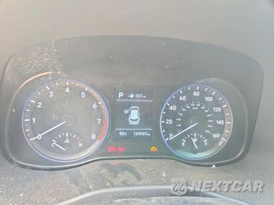 Zdjęcie 9 z 13 samochodu: 2018 HYUNDAI KONA SE VIN:KM8K12AA4JU066940 - miniatura
