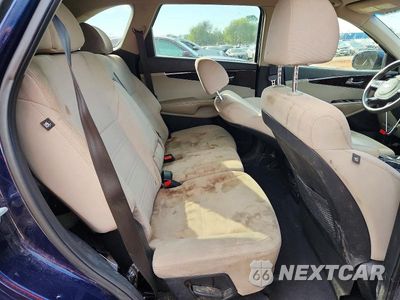 Zdjęcie 11 z 14 samochodu: 2019 KIA SORENTO LX V6 VIN:5XYPGDA54KG552741 - miniatura