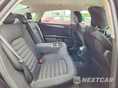 Zdjęcie 10 z 12 samochodu: 2014 FORD FUSION SE VIN:1FA6P0H70E5389164 - miniatura