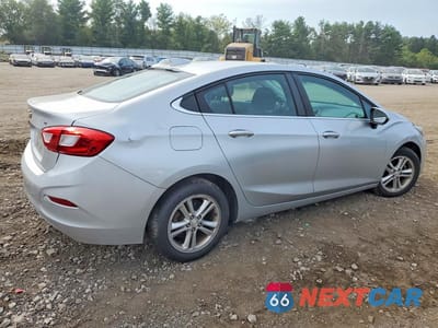 Trzecie zdjęcie samochodu z tyłu: 2017 CHEVROLET CRUZE LT VIN:1G1BE5SM2H7120787 - miniatura