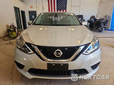 Piąte zdjęcie samochodu w środku: 2018 NISSAN SENTRA SV VIN:3N1AB7AP2JY249574 - miniatura