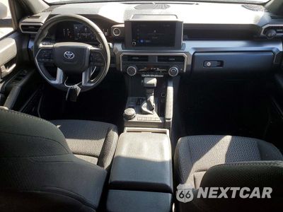 Zdjęcie 8 z 13 samochodu: 2025 TOYOTA 4RUNNER SR5 VIN:JTEVA5BR1S5016611 - miniatura