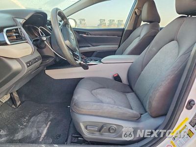Zdjęcie 7 z 13 samochodu: 2018 TOYOTA CAMRY LE VIN:4T1B11HK0JU066586 - miniatura