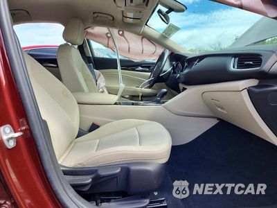Zdjęcie 7 z 13 samochodu: 2018 BUICK REGAL PREFERRED II VIN:W04GN6SX9J1101346 - miniatura
