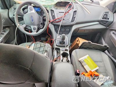 Zdjęcie 8 z 12 samochodu: 2013 FORD ESCAPE SE VIN:1FMCU0GXXDUD72430 - miniatura