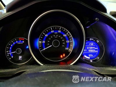 Zdjęcie 9 z 12 samochodu: 2019 HONDA FIT LX VIN:3HGGK5H41KM702925 - miniatura