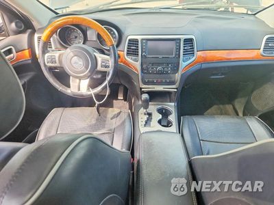 Zdjęcie 8 z 13 samochodu: 2013 JEEP GRAND CHEROKEE OVERLAND VIN:1C4RJFCG1DC627035 - miniatura