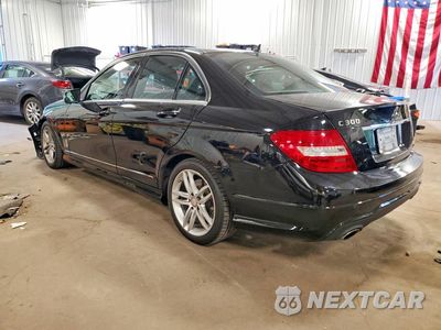 Drugie zdjęcie samochodu z przodu: 2013 MERCEDES-BENZ C 300 4MATIC VIN:WDDGF8AB5DA834508 - miniatura