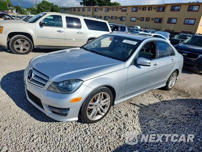 2013 MERCEDES-BENZ C 250 WDDGF4HBXDG094224 - główne zdjęcie licytacji z USA - miniatura