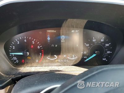 Zdjęcie 9 z 13 samochodu: 2021 FORD ESCAPE SE VIN:1FMCU9G6XMUA29239 - miniatura