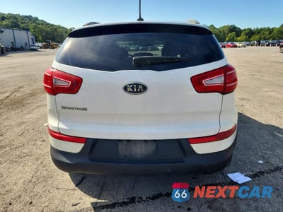 Zdjęcie 6 z 13 samochodu: 2011 KIA SPORTAGE LX VIN:KNDPBCA29B7163928 - miniatura