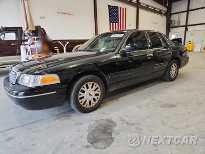 2003 FORD CROWN VICTORIA LX 2FAFP74W93X161410 - główne zdjęcie licytacji z USA - miniatura