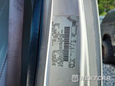 Zdjęcie 12 z 12 samochodu: 2001 FORD E150 DELIVERY VAN VIN:1FTRE14271HA85254 - miniatura