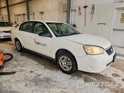 Czwarte zdjęcie samochodu z boku: 2008 CHEVROLET MALIBU LS VIN:1G1ZS58F58F105447 - miniatura