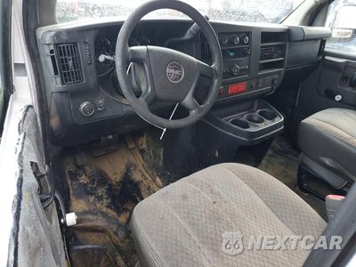Zdjęcie 8 z 14 samochodu: 2013 GMC SAVANA G2500 VIN:1GTW7FCB7D1144604 - miniatura