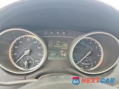 Zdjęcie 9 z 13 samochodu: 2012 MERCEDES-BENZ GL 450 4MATIC VIN:4JGBF7BE1CA762546 - miniatura
