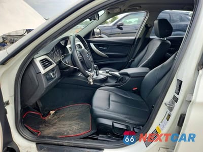 Zdjęcie 7 z 12 samochodu: 2015 BMW 320 I XDRIVE VIN:WBA3C3G54FNS73104 - miniatura