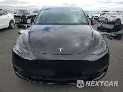 Piąte zdjęcie samochodu w środku: 2024 TESLA MODEL Y VIN:7SAYGAEE2RF184321 - miniatura