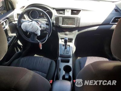 Zdjęcie 8 z 12 samochodu: 2019 NISSAN SENTRA SV VIN:3N1AB7AP6KY357858 - miniatura