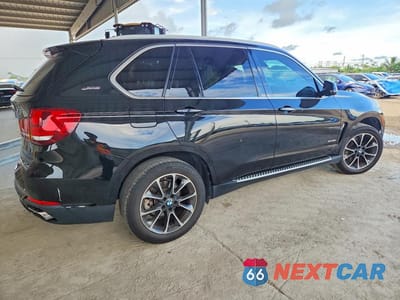 Trzecie zdjęcie samochodu z tyłu: 2017 BMW X5 XDR40E VIN:5UXKT0C39H0V96628 - miniatura